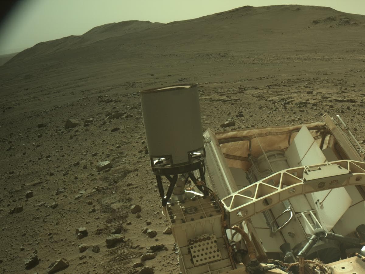 Mars image captured by NAVCAM_LEFT on Perseverance