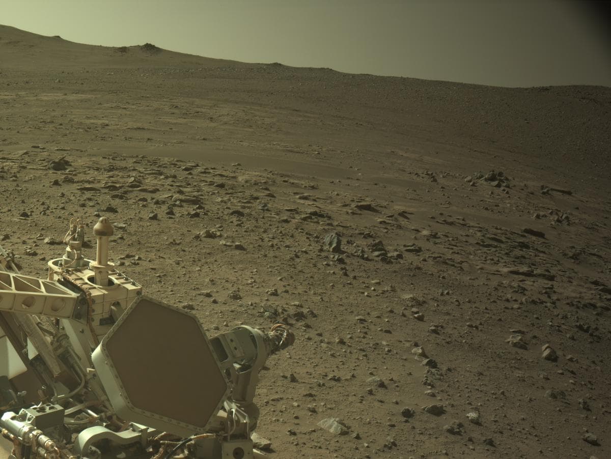 Mars image captured by NAVCAM_LEFT on Perseverance
