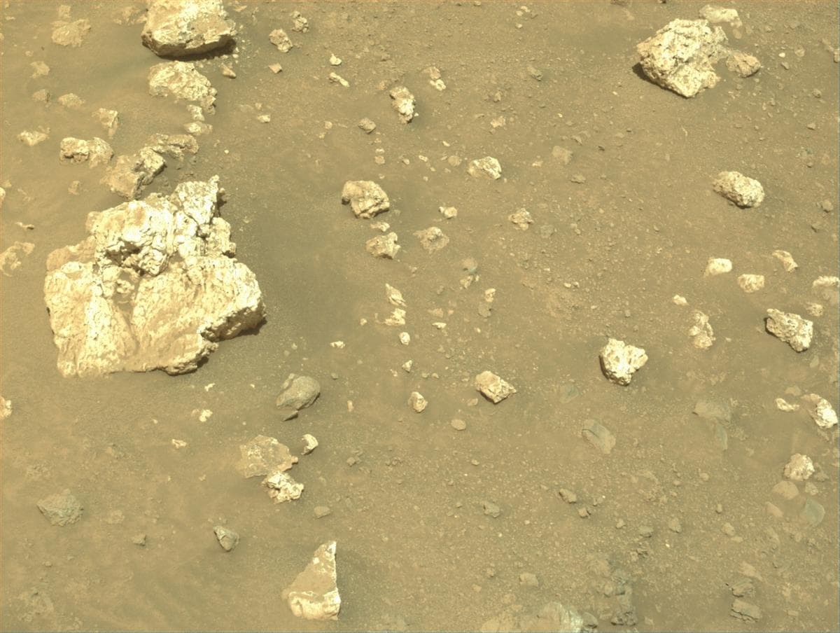 Mars image captured by NAVCAM_RIGHT on Perseverance