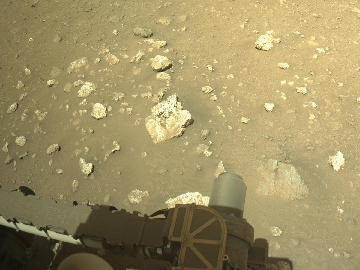 Mars image captured by NAVCAM_RIGHT on Perseverance