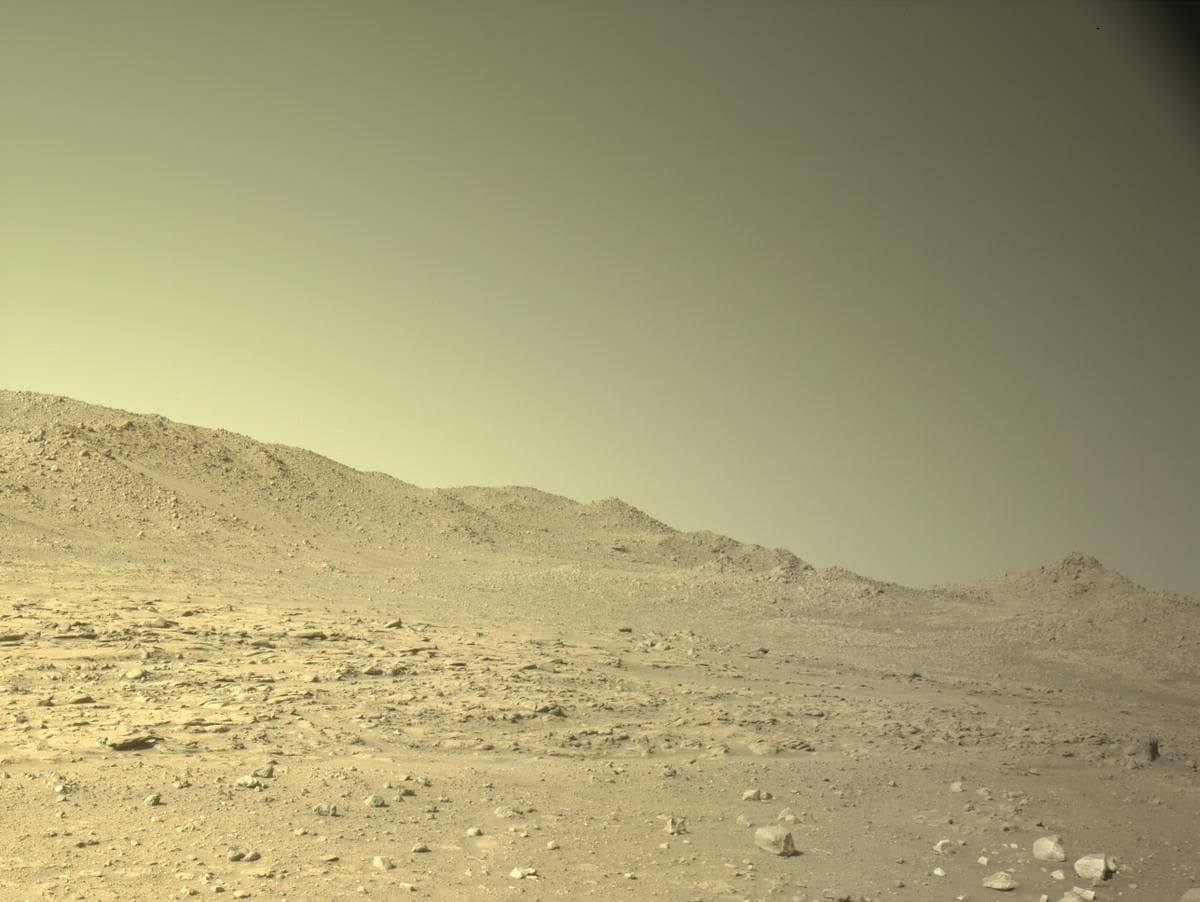 Mars image captured by NAVCAM_RIGHT on Perseverance