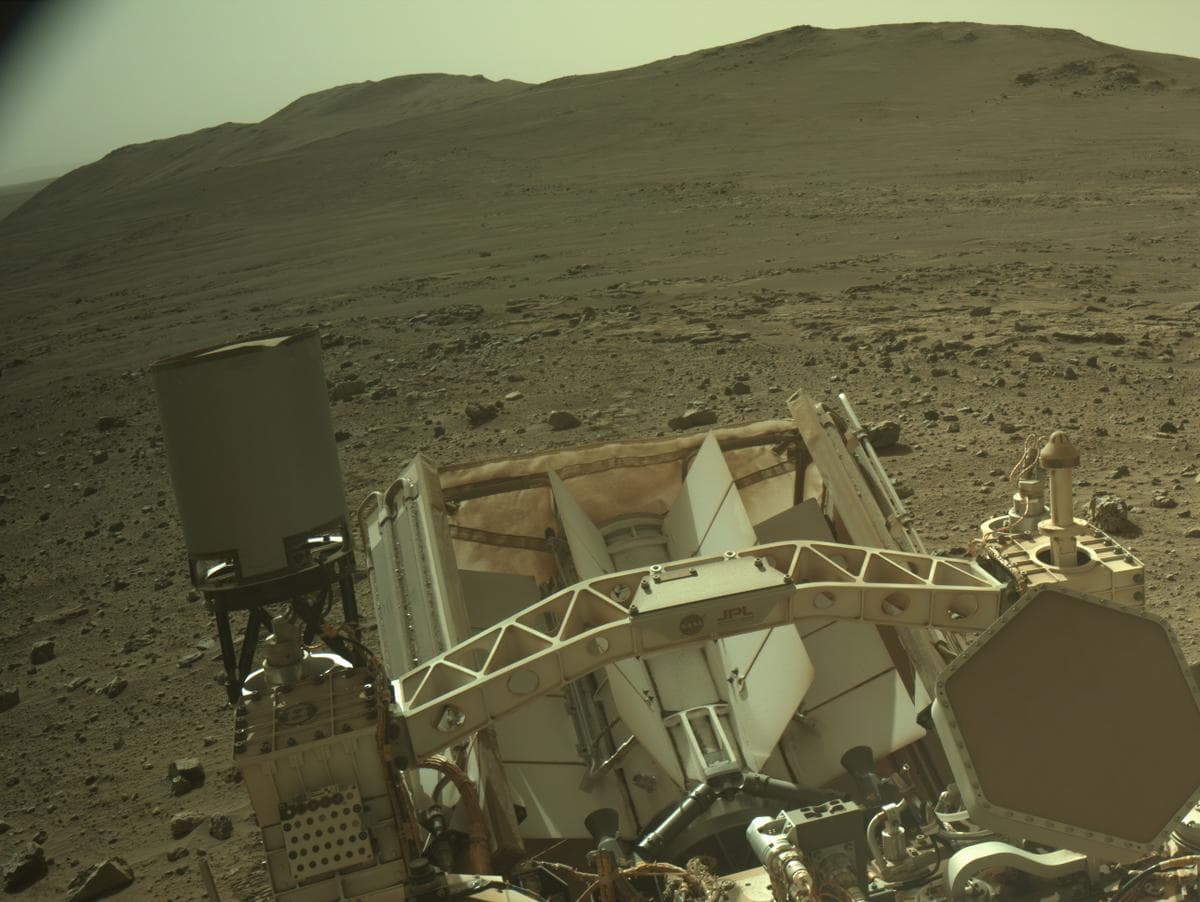 Mars image captured by NAVCAM_RIGHT on Perseverance