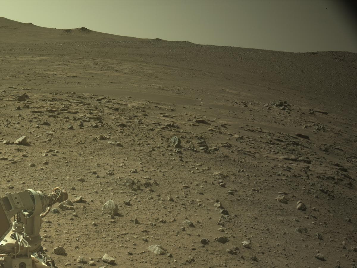 Mars image captured by NAVCAM_RIGHT on Perseverance