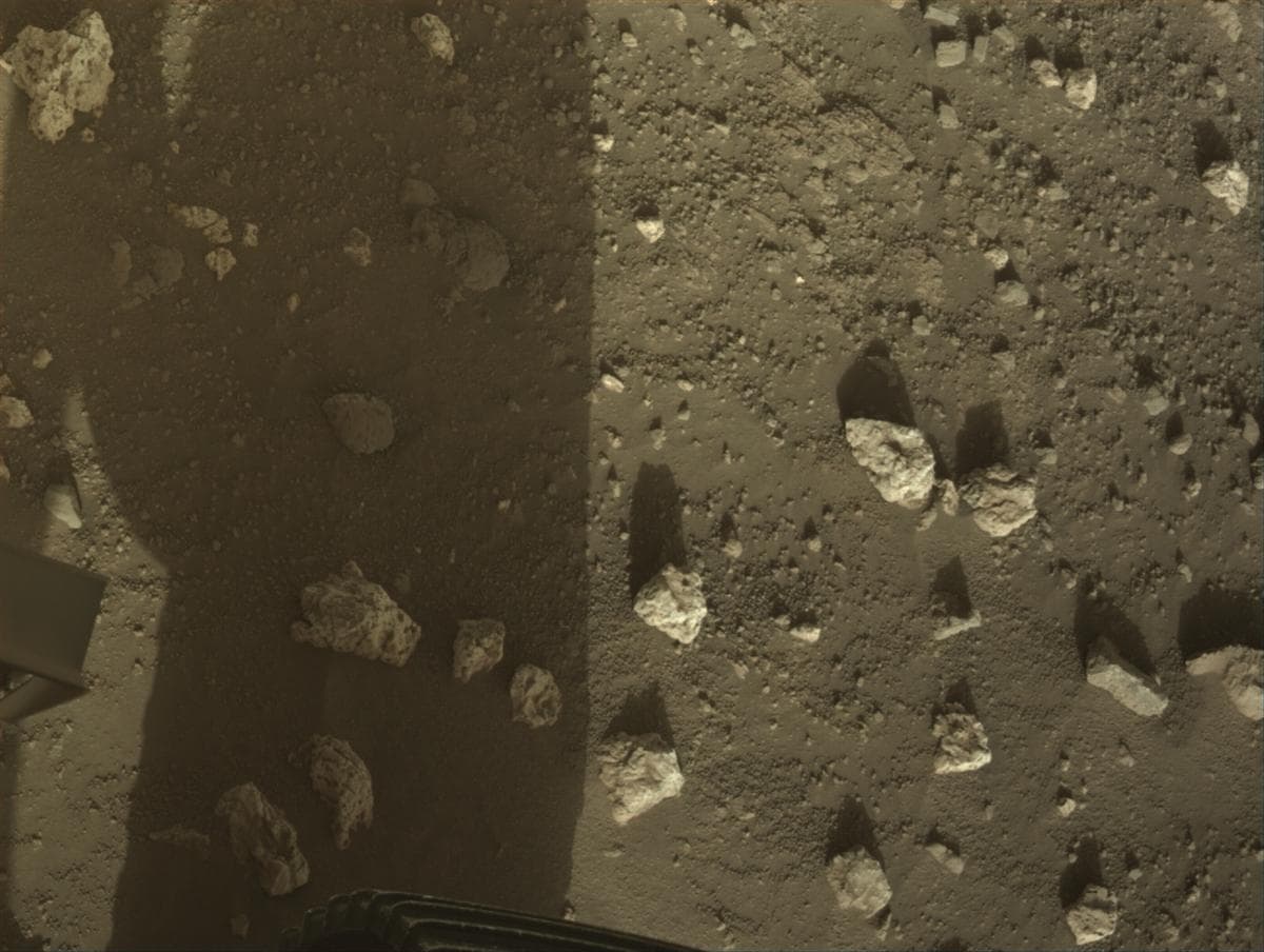 Mars image captured by NAVCAM_LEFT on Perseverance