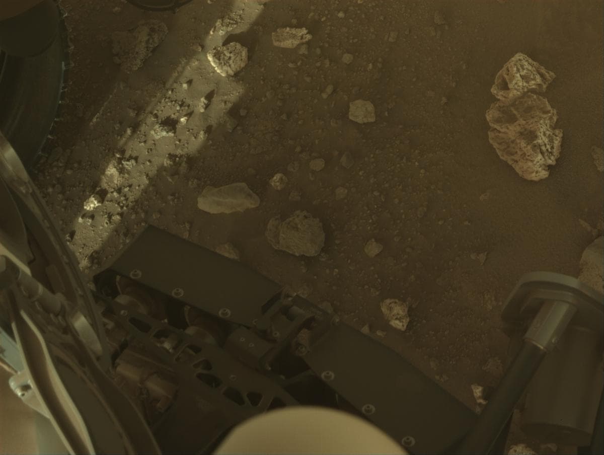 Mars image captured by NAVCAM_RIGHT on Perseverance