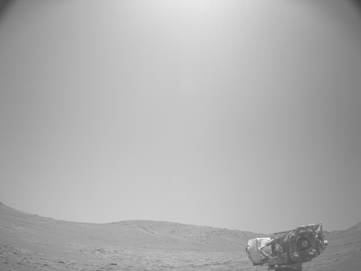 Mars image captured by NAVCAM_LEFT on Perseverance