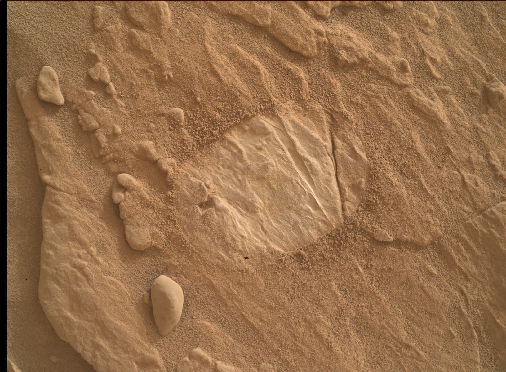 Foto de Marte da câmera MAHLI