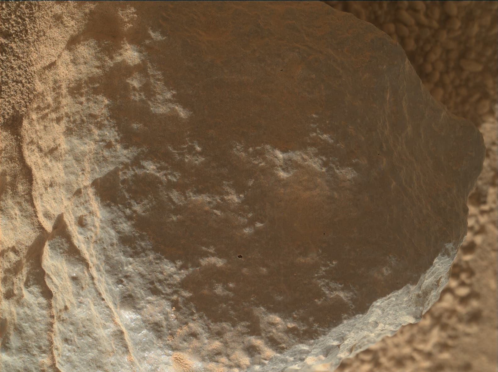 Foto de Marte da câmera MAHLI