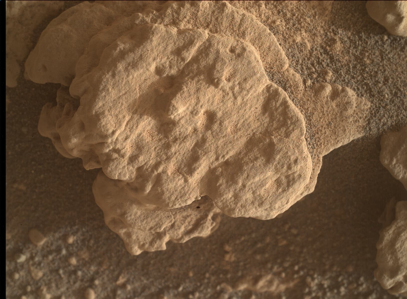 Foto de Marte da câmera MAHLI