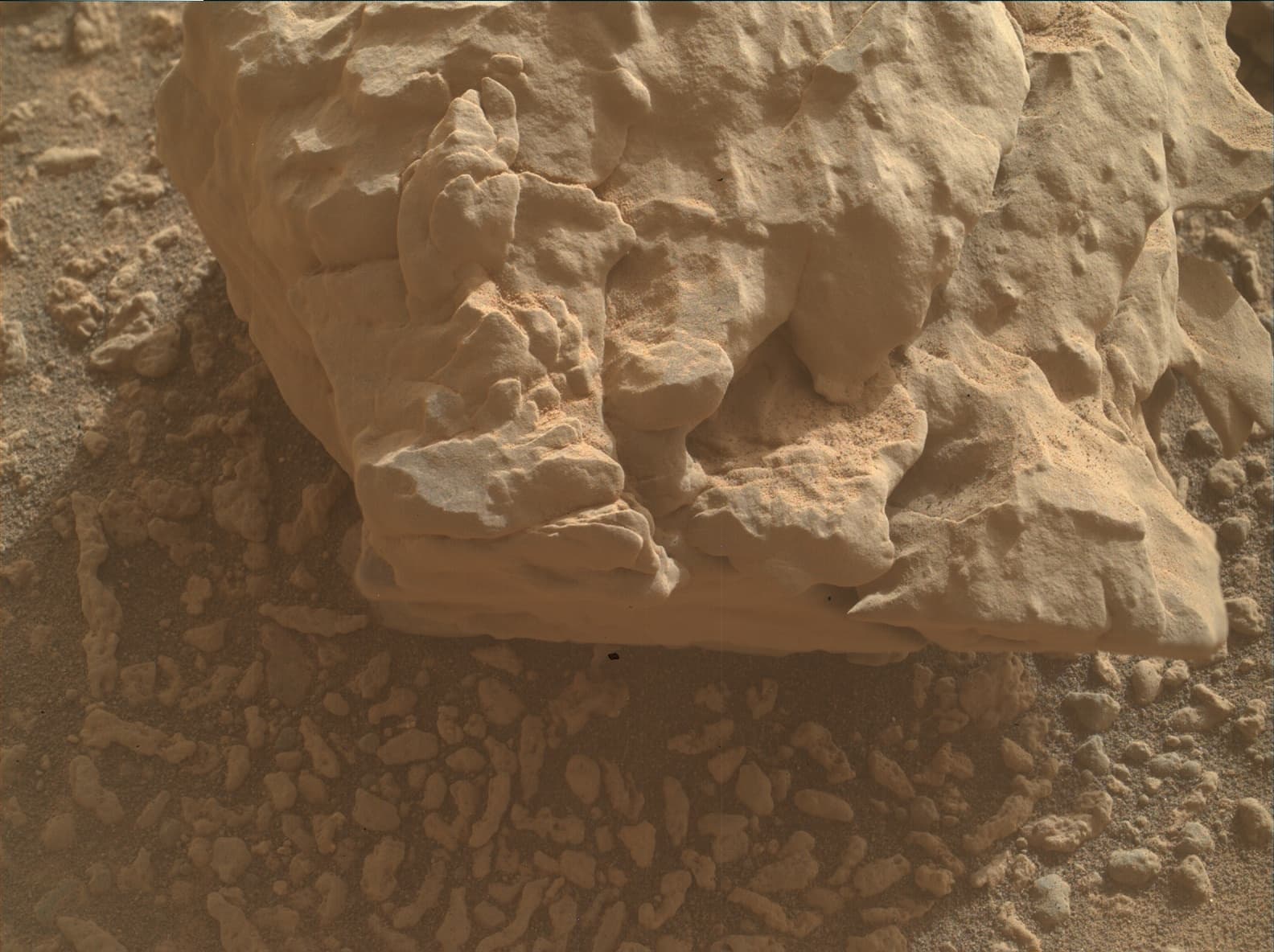 Foto de Marte da câmera MAHLI