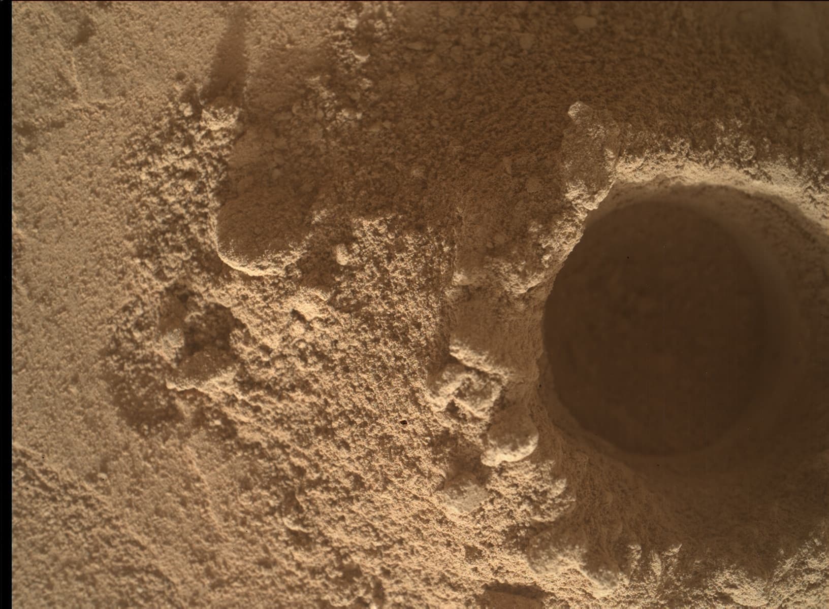 Foto de Marte da câmera MAHLI