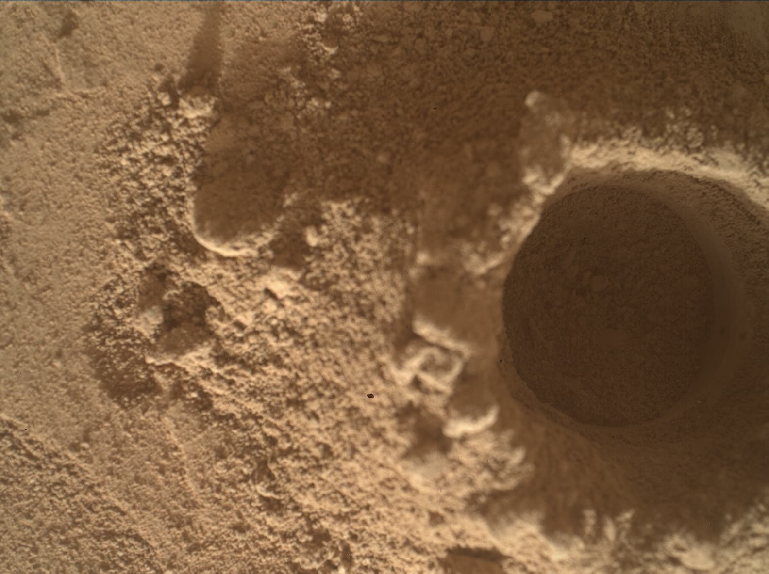 Foto de Marte da câmera MAHLI