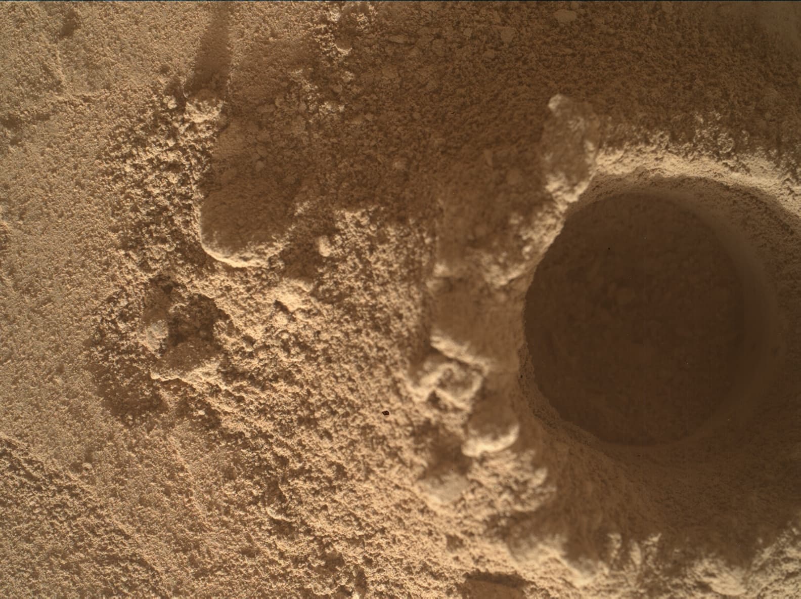 Foto de Marte da câmera MAHLI