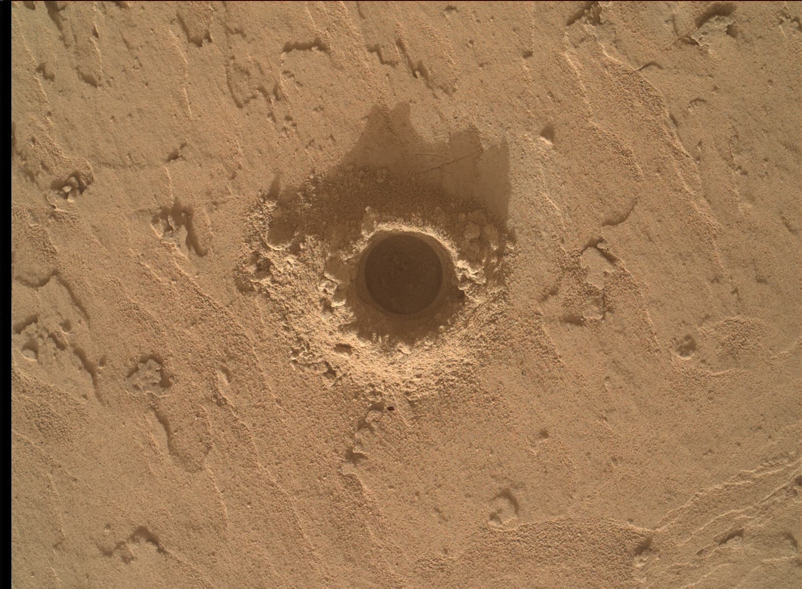 Foto de Marte da câmera MAHLI