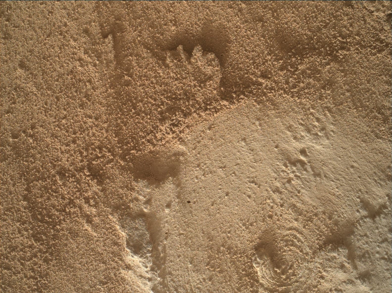 Foto de Marte da câmera MAHLI