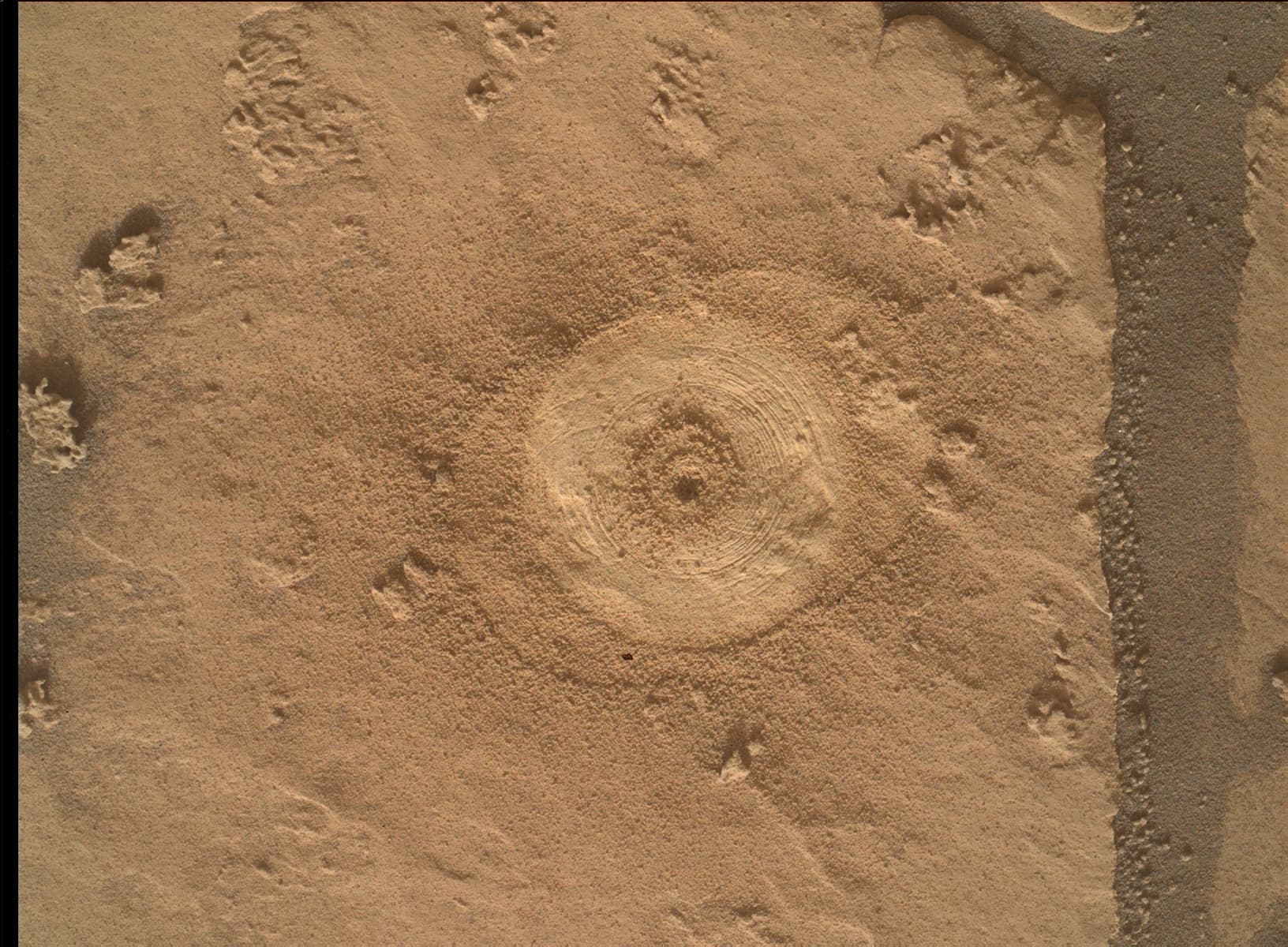 Foto de Marte da câmera MAHLI