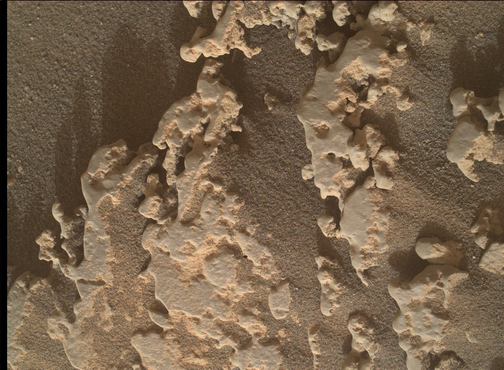 Foto de Marte da câmera MAHLI