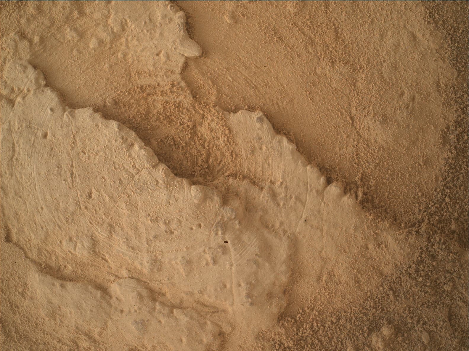 Foto de Marte da câmera MAHLI