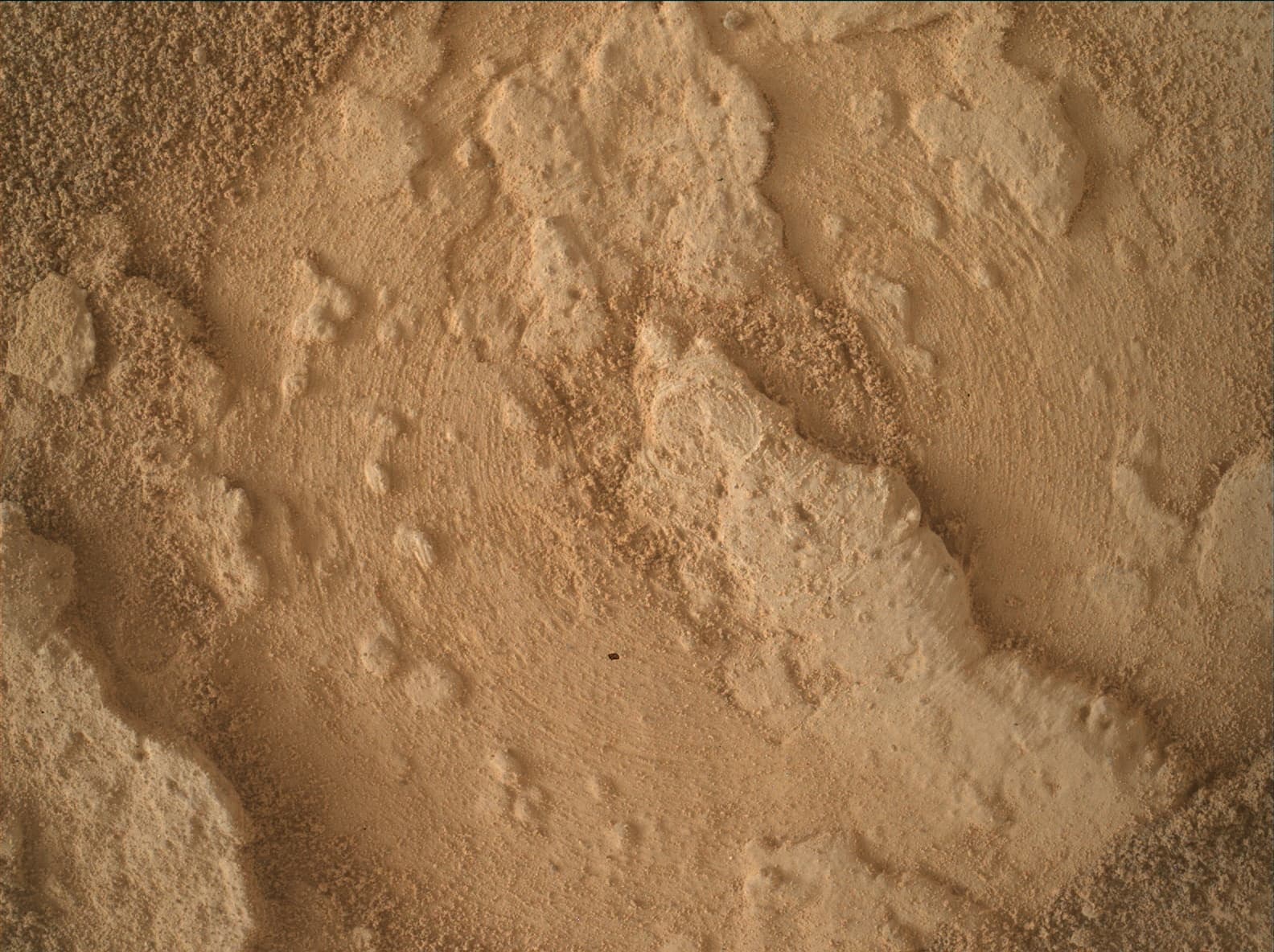 Foto de Marte da câmera MAHLI