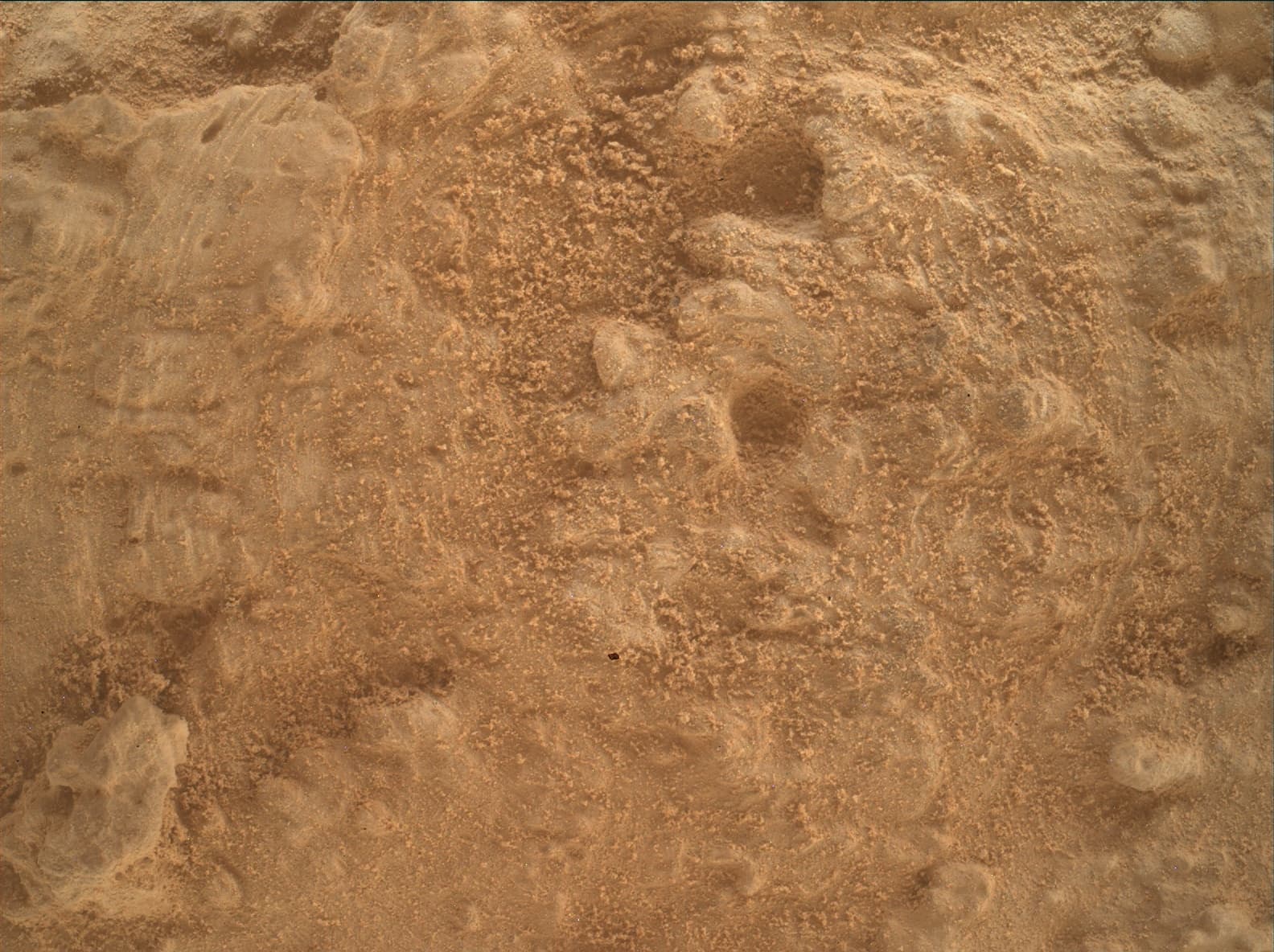 Foto de Marte da câmera MAHLI