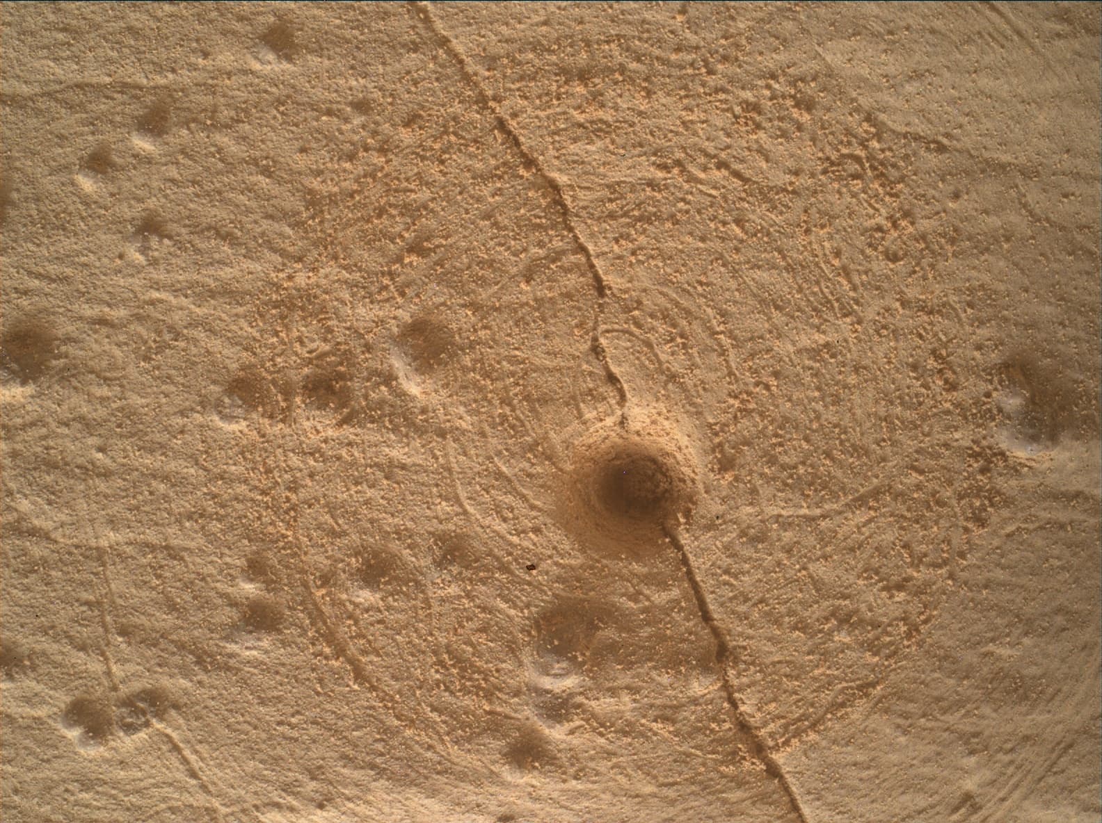 Mars image captured by MAHLI on Curiosity
