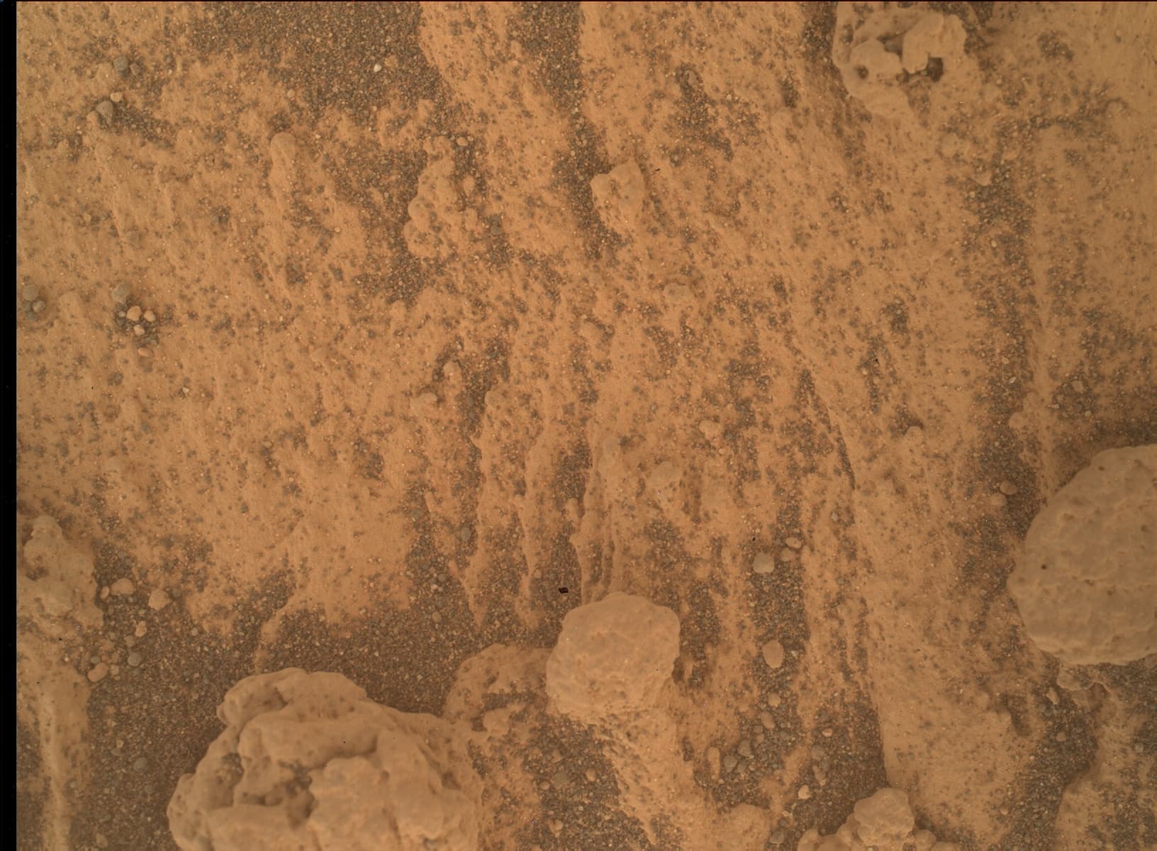 Mars image captured by MAHLI on Curiosity