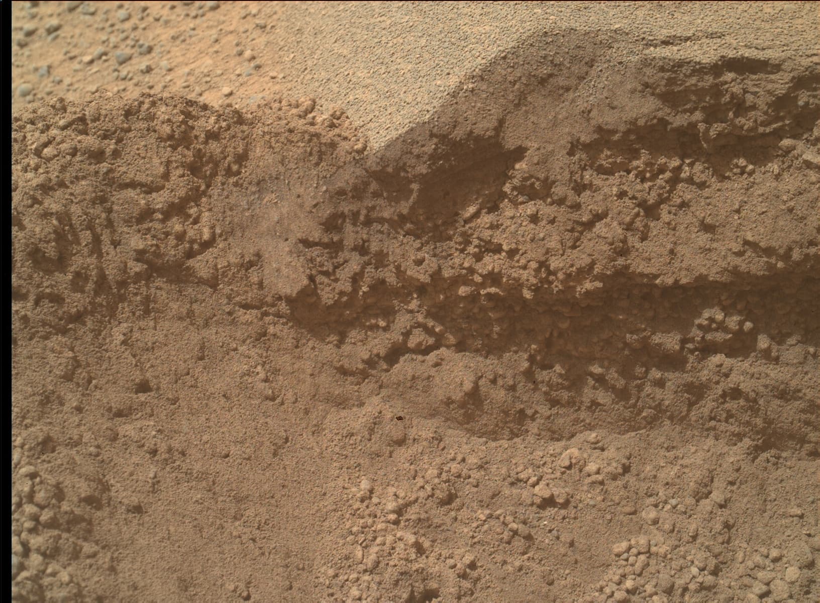 Mars image captured by MAHLI on Curiosity