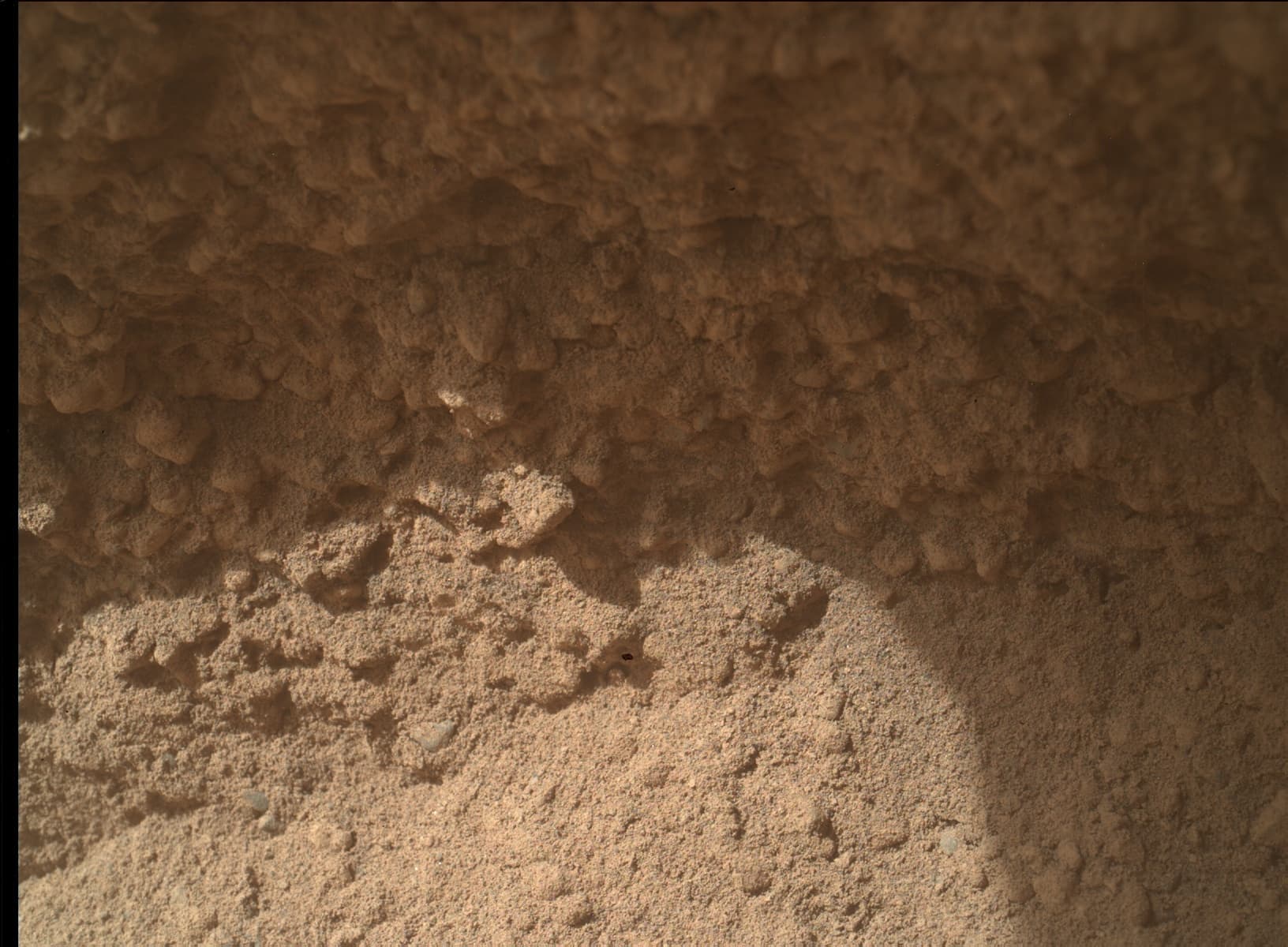 Mars image captured by MAHLI on Curiosity
