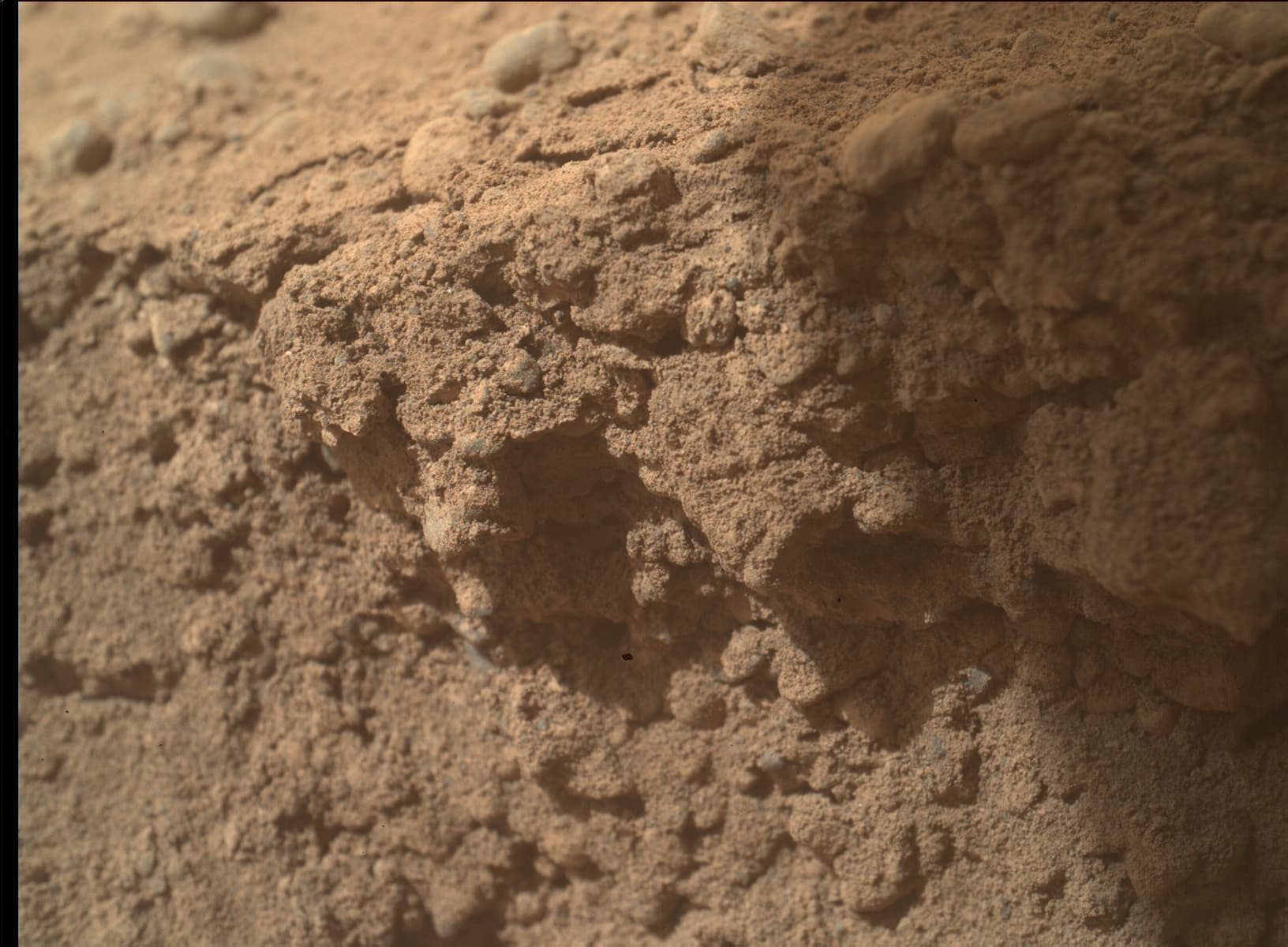 Mars image captured by MAHLI on Curiosity
