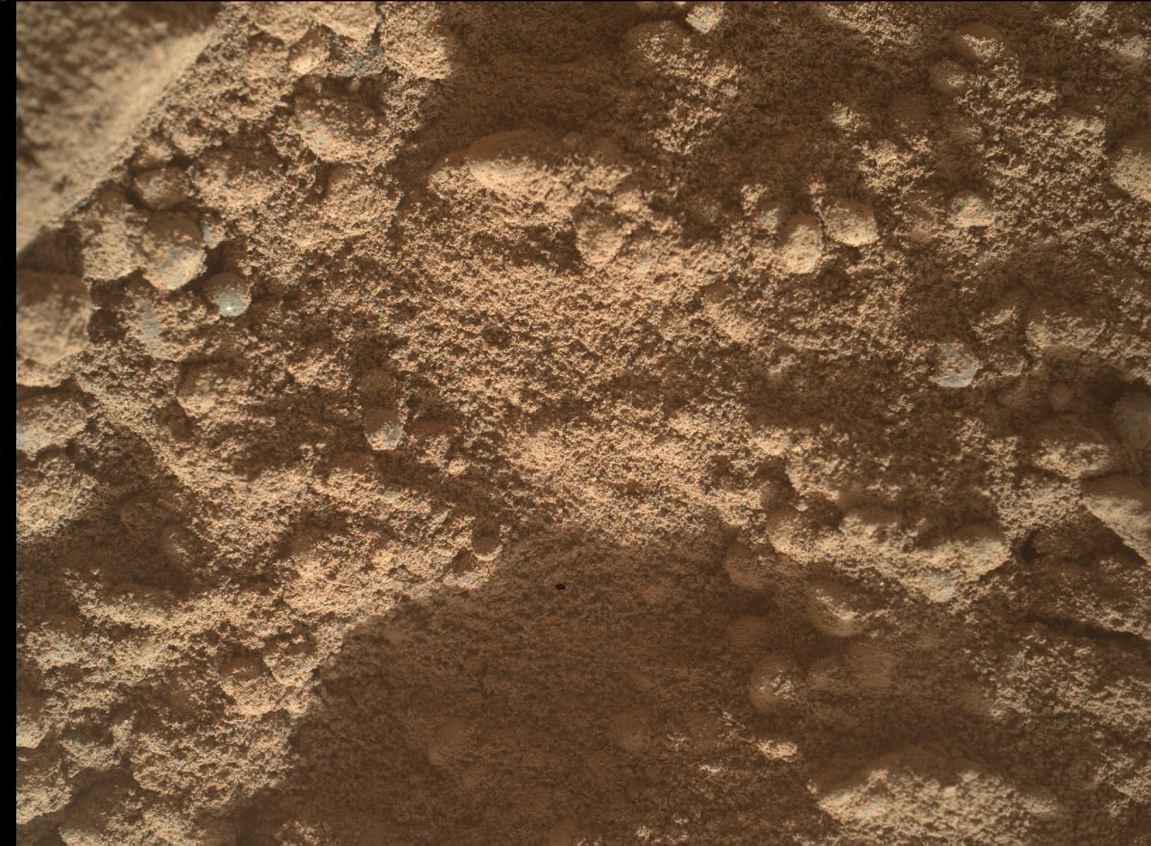 Mars image captured by MAHLI on Curiosity