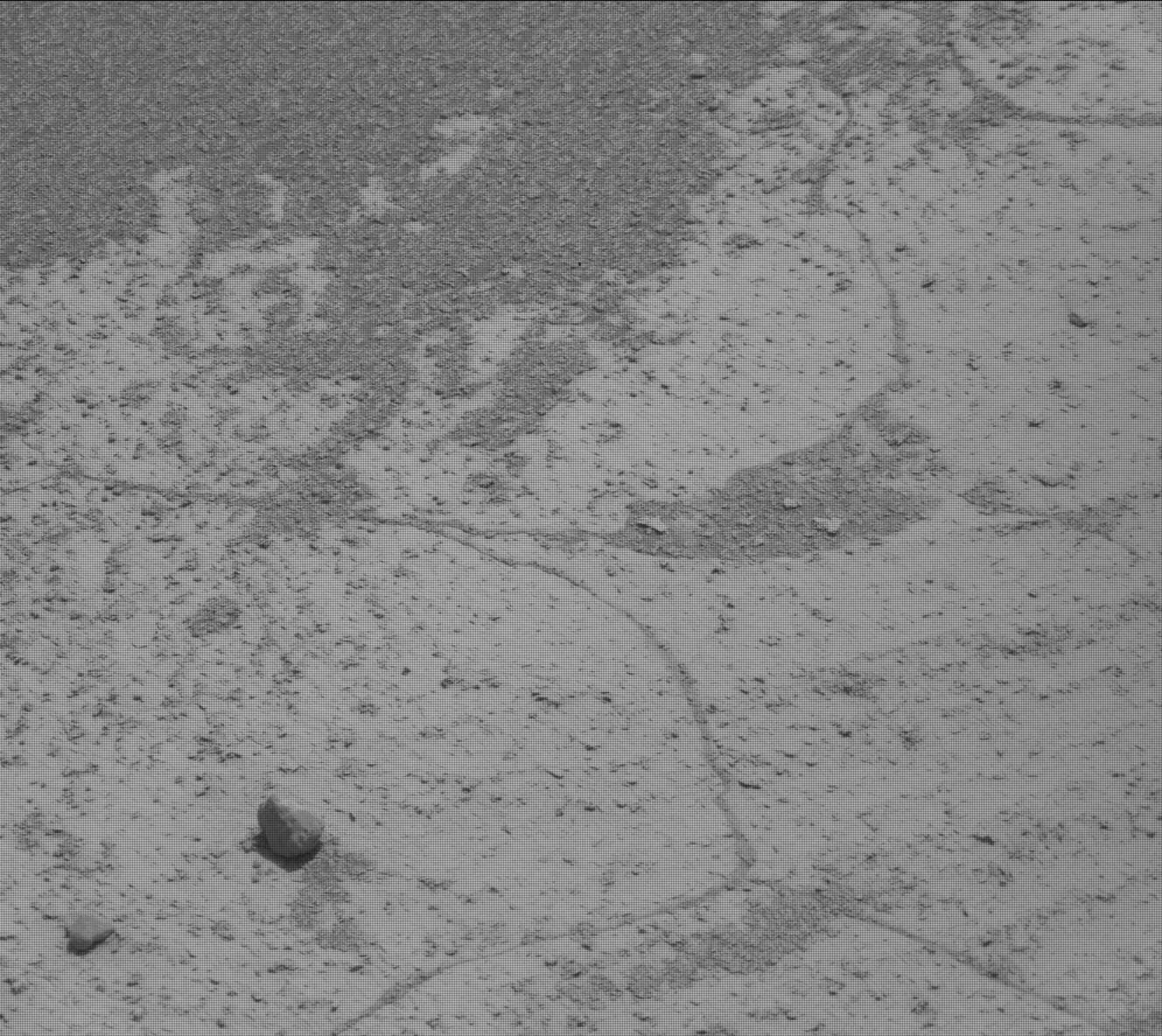 Mars image captured by MAST_RIGHT on Curiosity