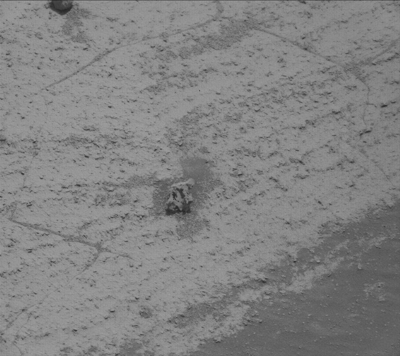 Mars image captured by MAST_RIGHT on Curiosity