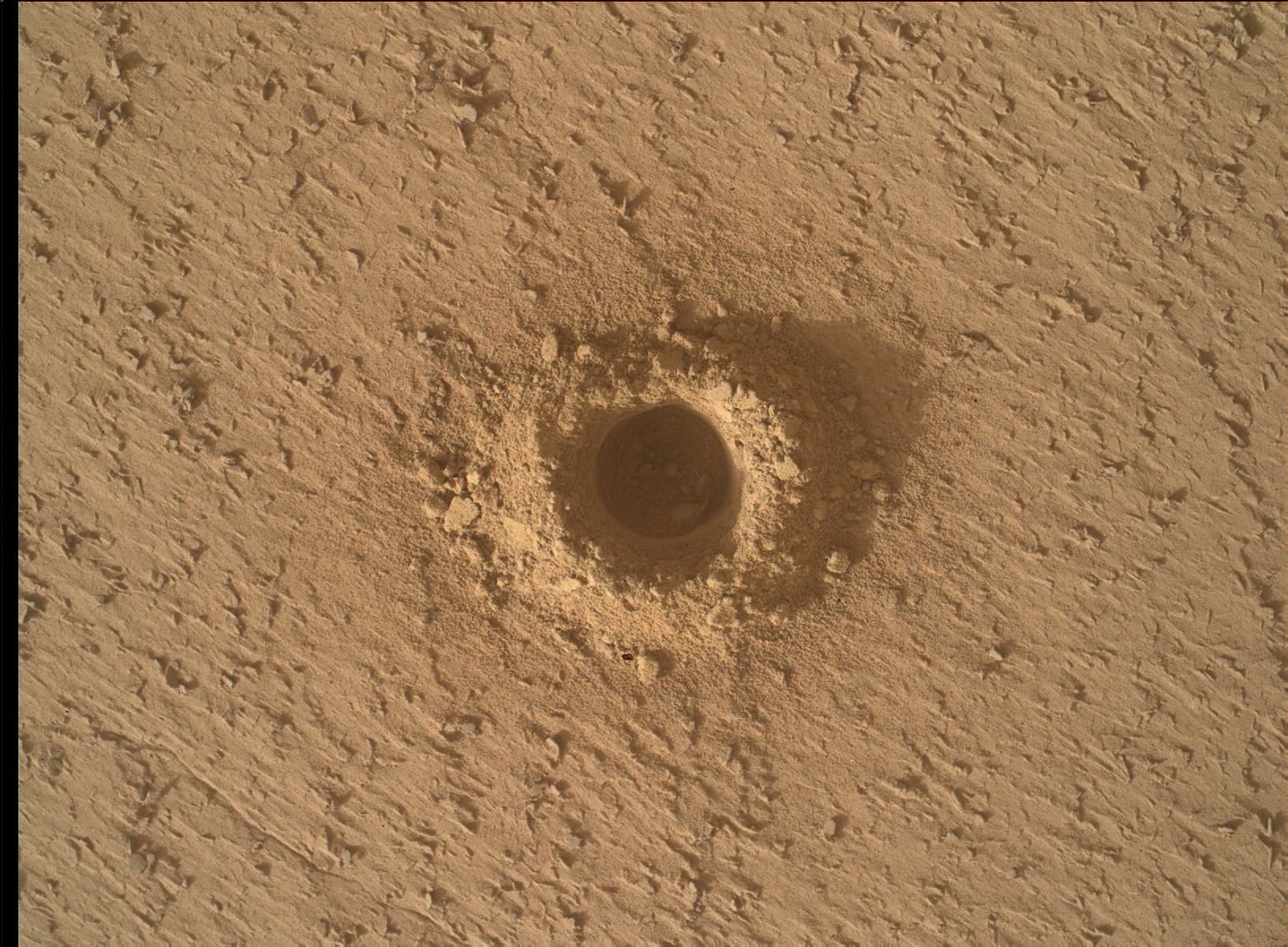 Mars image captured by MAHLI on Curiosity