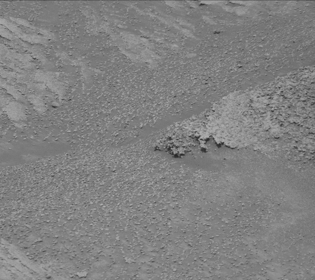 Mars image captured by MAST_RIGHT on Curiosity