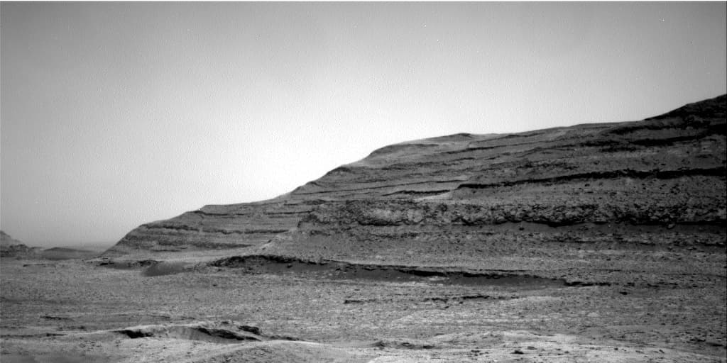 Foto de Marte da câmera NAV_RIGHT_B