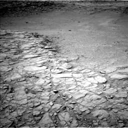 Foto de Marte da câmera NAV_LEFT_B