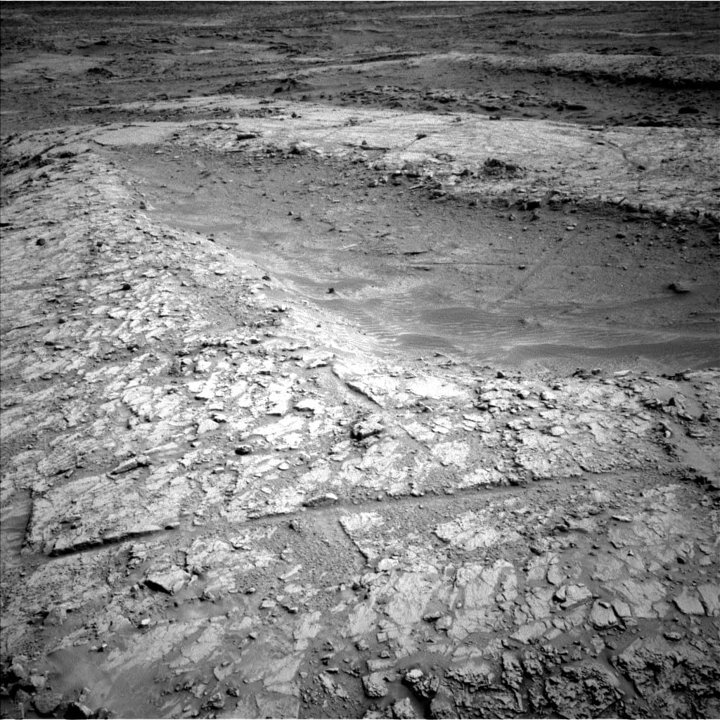 Foto de Marte da câmera NAV_LEFT_B