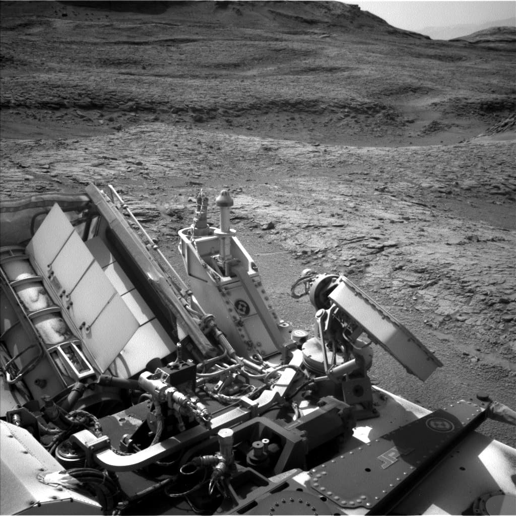 Foto de Marte da câmera NAV_LEFT_B