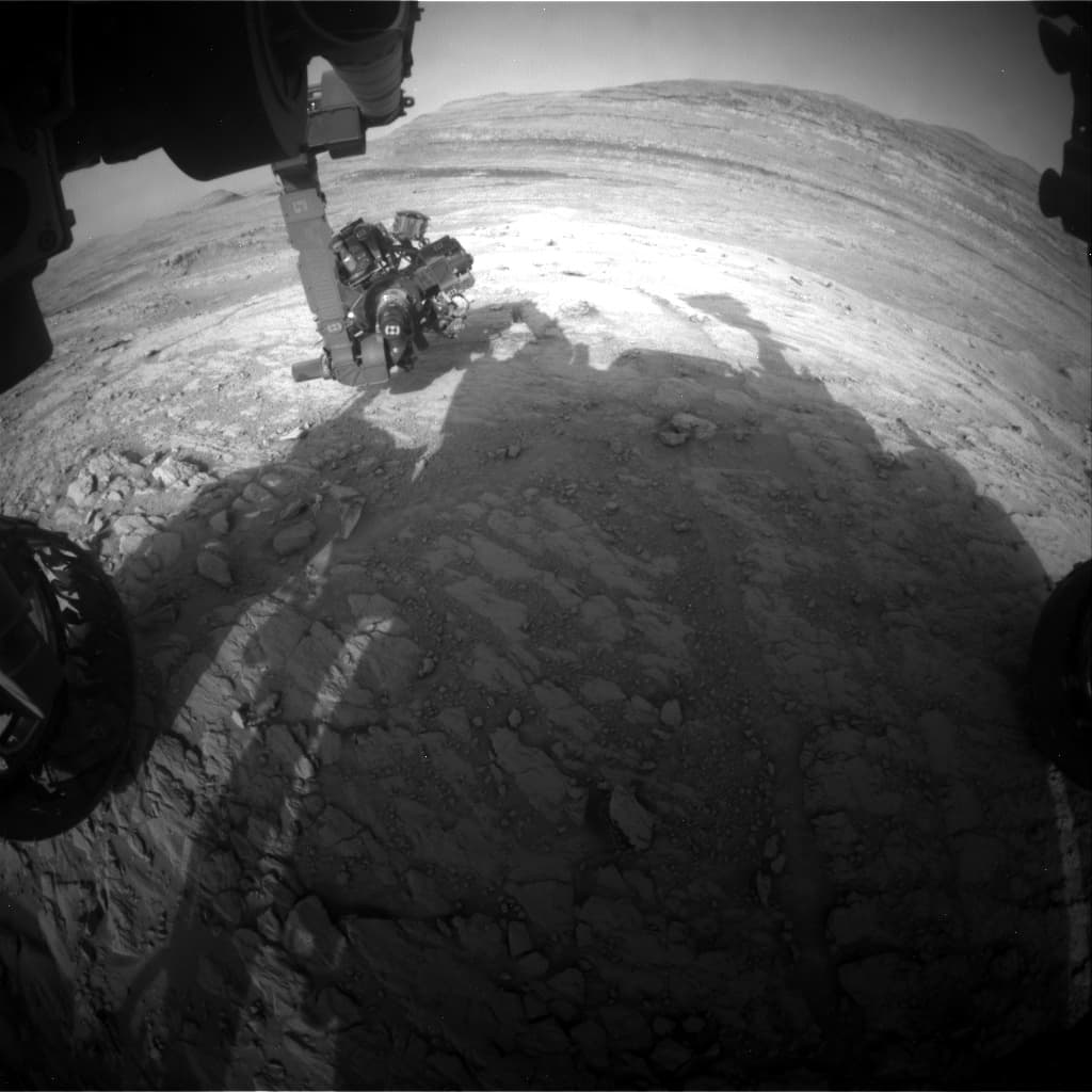 Foto de Marte da câmera FHAZ_LEFT_B