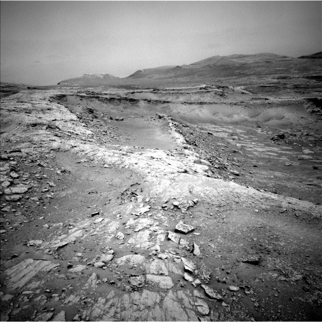 Foto de Marte da câmera NAV_LEFT_B