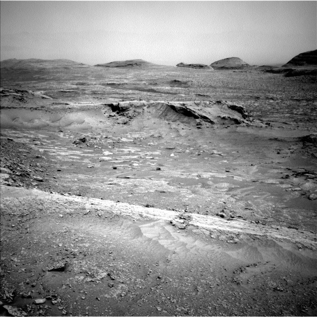 Foto de Marte da câmera NAV_LEFT_B