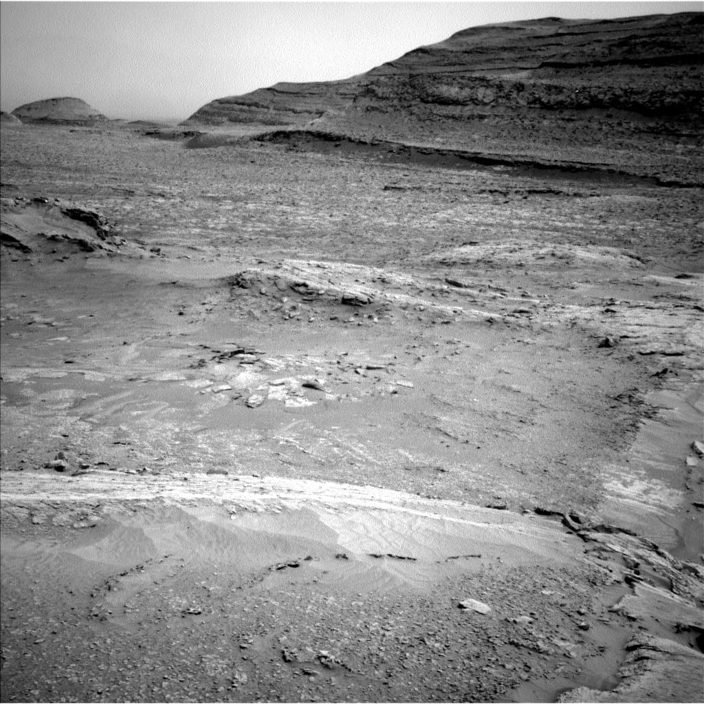 Foto de Marte da câmera NAV_LEFT_B