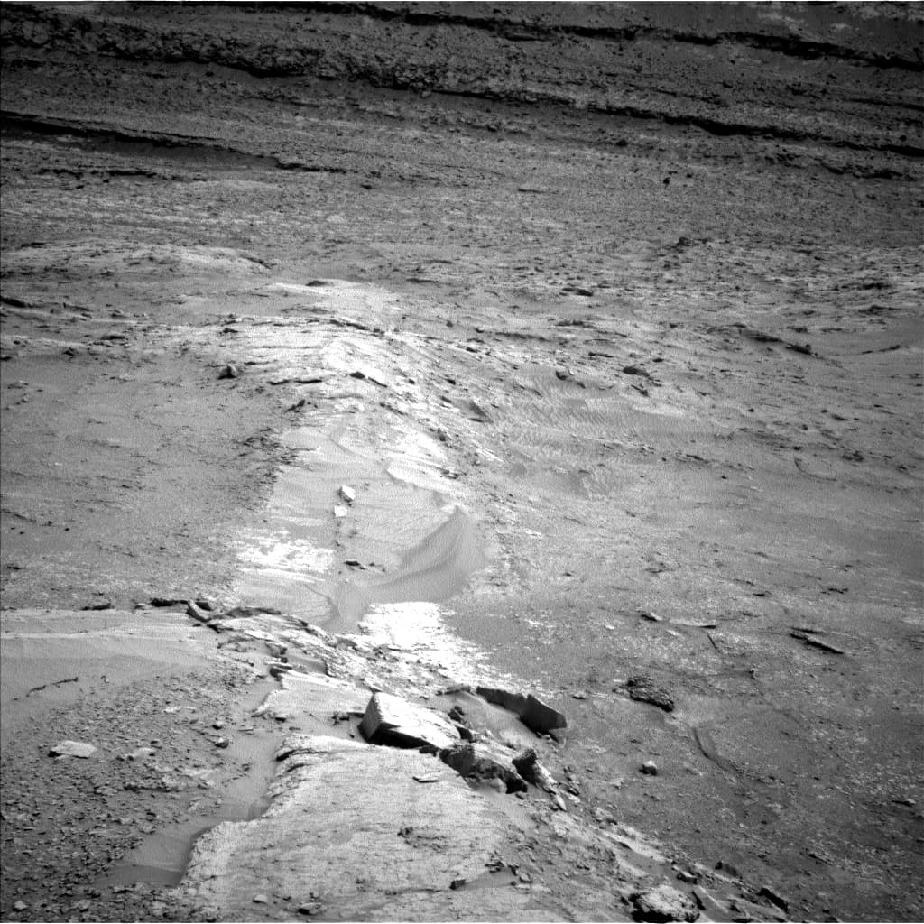 Foto de Marte da câmera NAV_LEFT_B