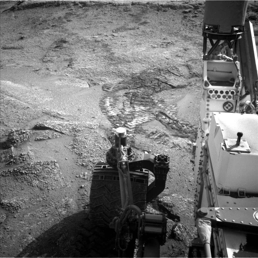 Foto de Marte da câmera NAV_LEFT_B