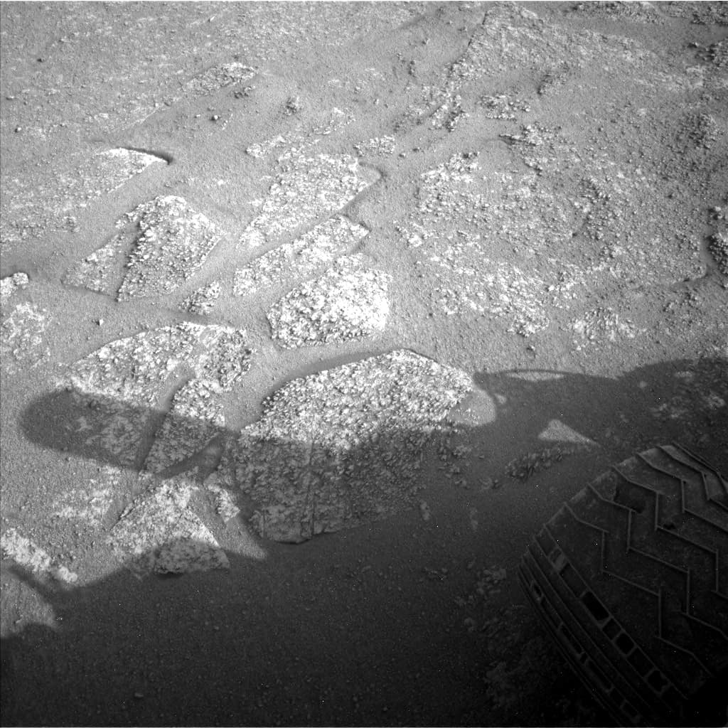 Foto de Marte da câmera NAV_LEFT_B