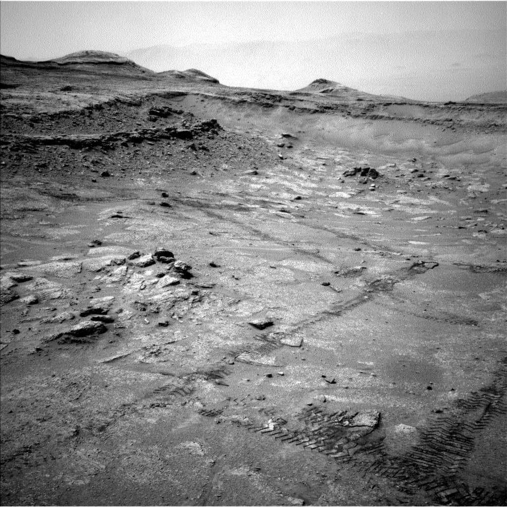 Foto de Marte da câmera NAV_LEFT_B