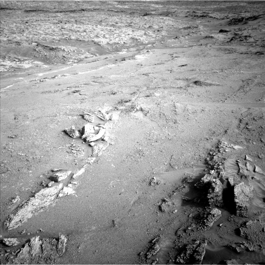 Foto de Marte da câmera NAV_LEFT_B