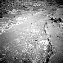 Foto de Marte da câmera NAV_LEFT_B