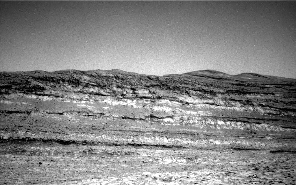 Foto de Marte da câmera NAV_LEFT_B