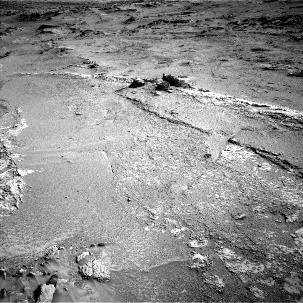 Foto de Marte da câmera NAV_LEFT_B